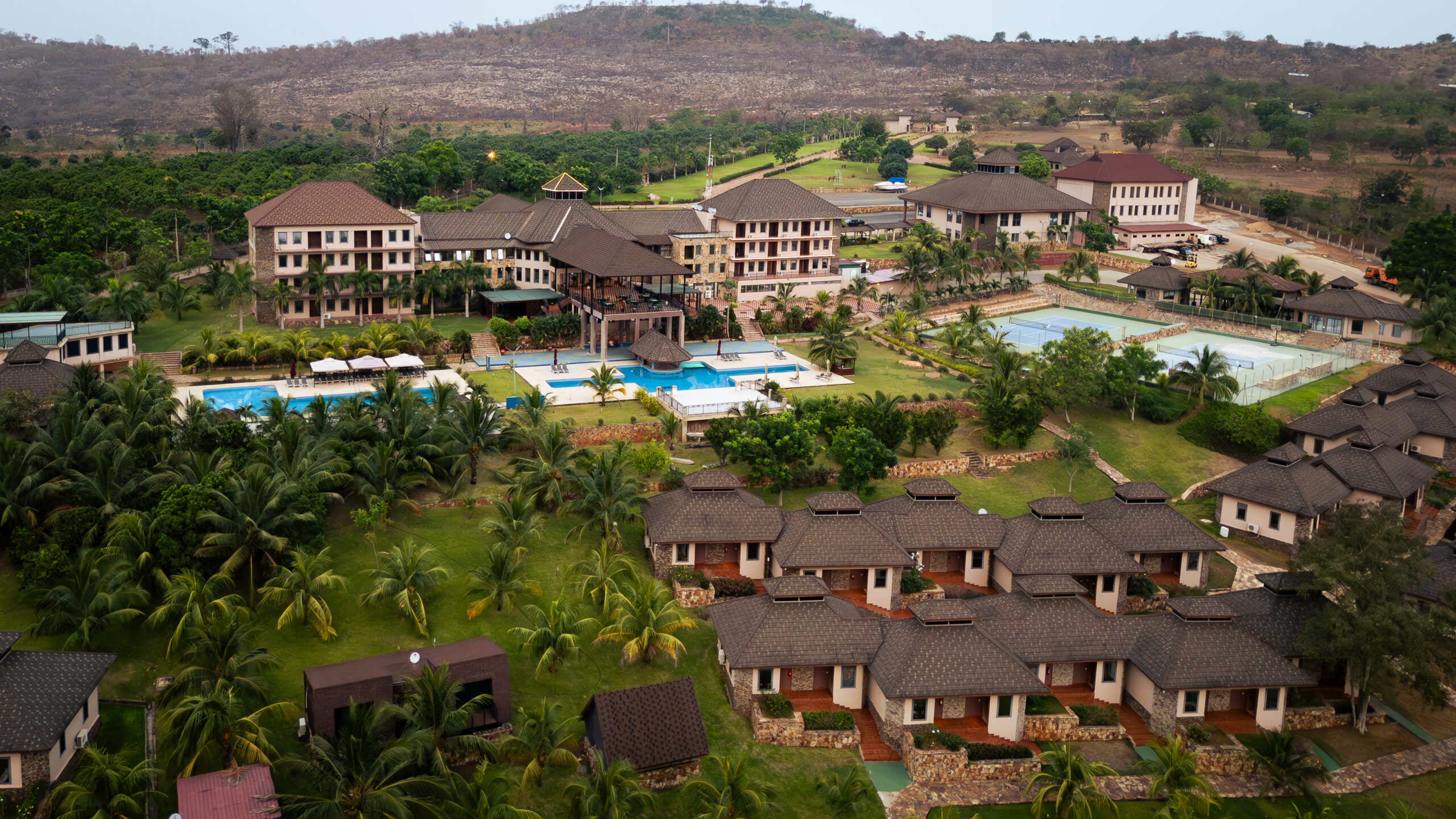 Peninsula Resort & Golf Club